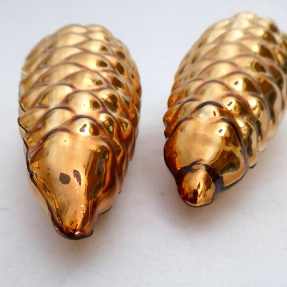 NEW 6.75” CHRISTMAS HAND BLOWN MERCURY GLASS GOLD PINECONE ORNAMENT SET - Picture 3 of 10